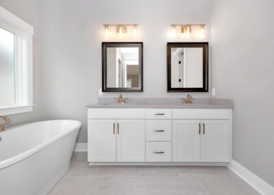 hays farm huntsville homes bathtub